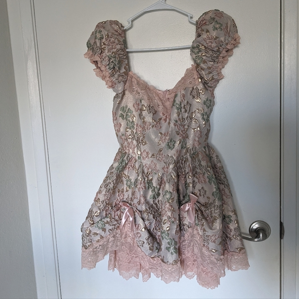 Sugar Thrillz Lace Puff Dress